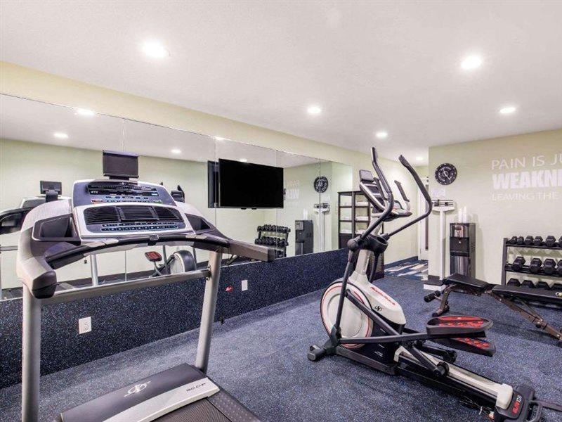 Quality Inn & Suites Plano East - Richardson Eksteriør bilde