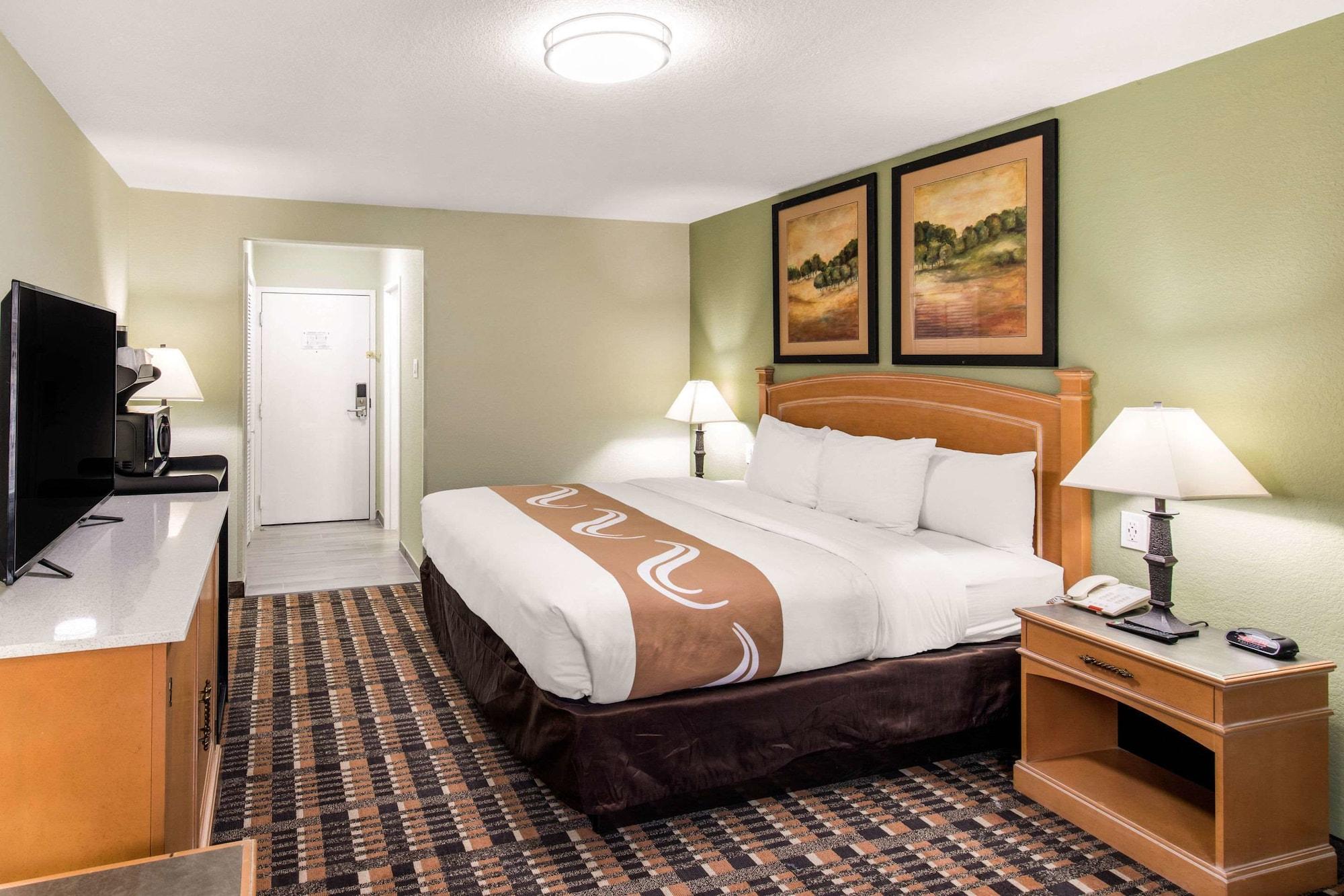 Quality Inn & Suites Plano East - Richardson Eksteriør bilde