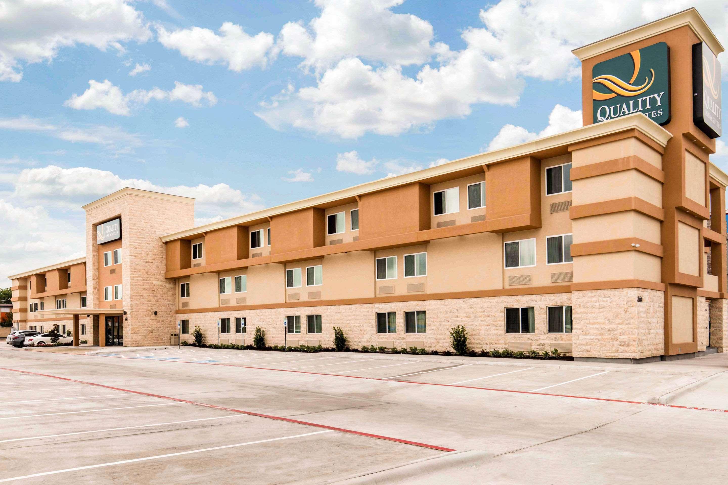 Quality Inn & Suites Plano East - Richardson Eksteriør bilde