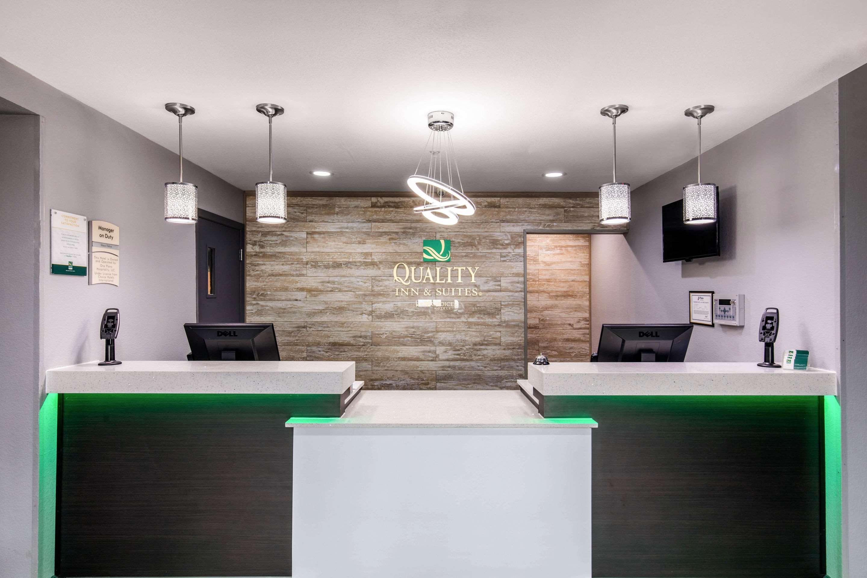 Quality Inn & Suites Plano East - Richardson Eksteriør bilde